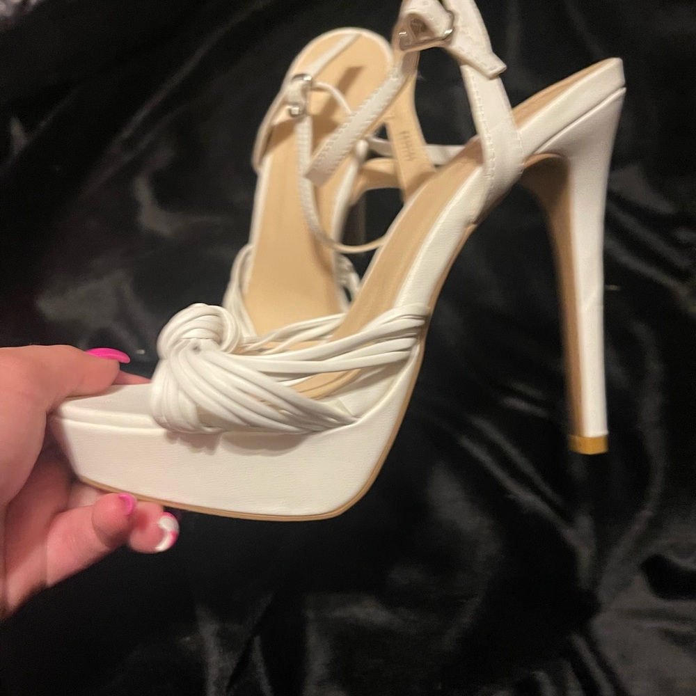 White platform sandals from Charlotte Russe size 7